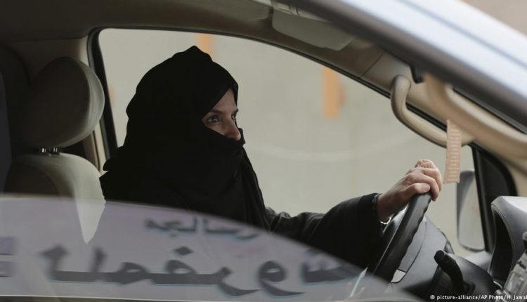 arabia saudita mujeres conducir