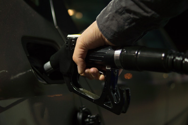 gasolina a motor diésel / Fuente: @Pexels