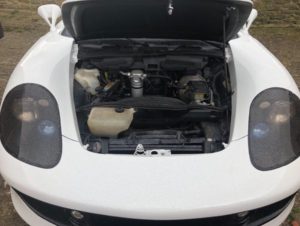 Porsche Carrera GT falso y modificado