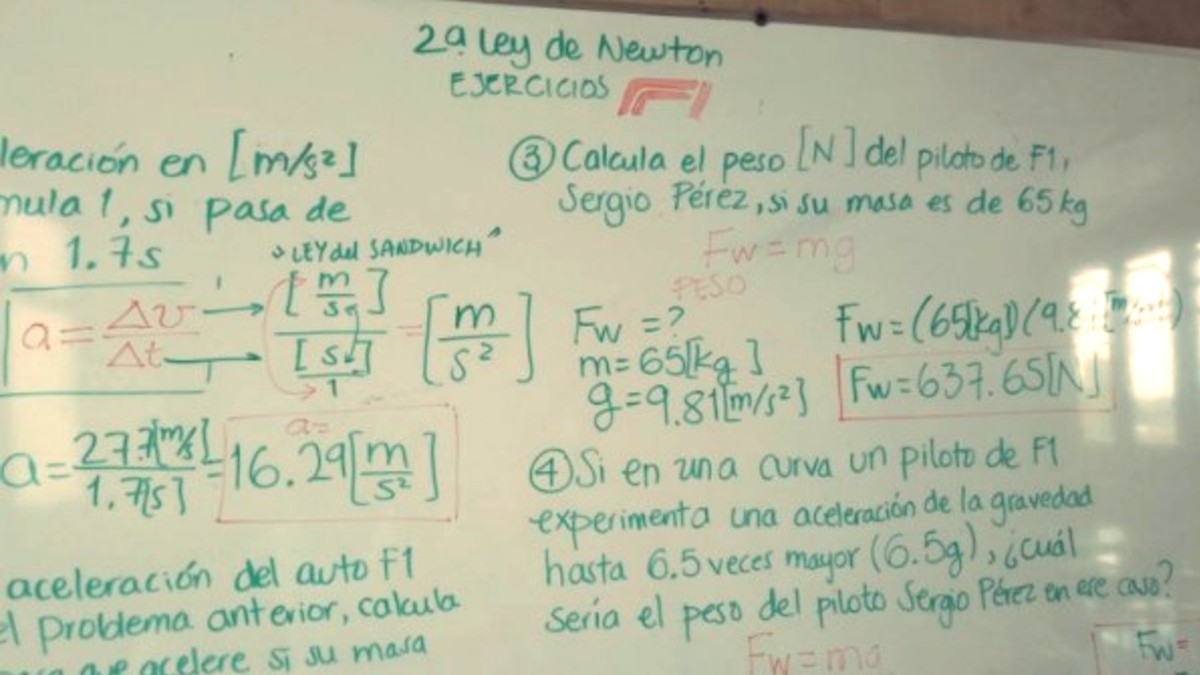 maestra enseña fisica formula 1