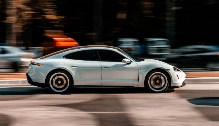 Coches por suscripción en España 2026: conducir sin ser propietario