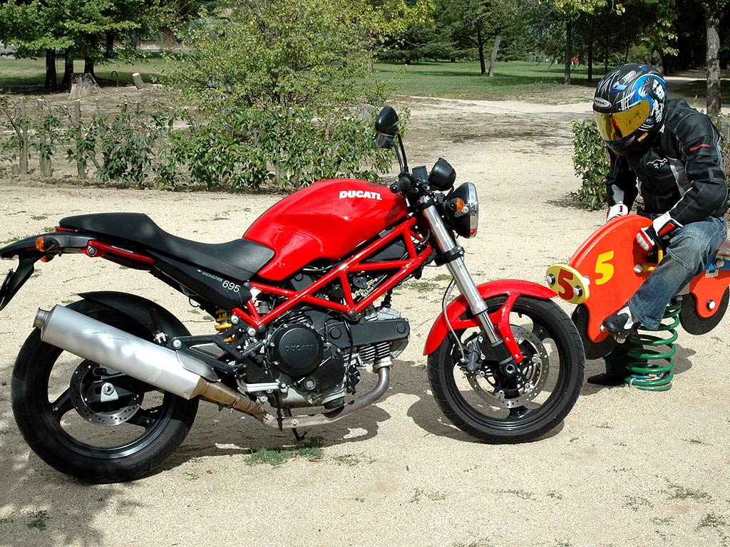 ducati 2007 monster 695